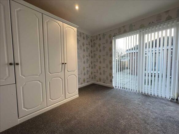 3 bed Bungalow to rent Image 12