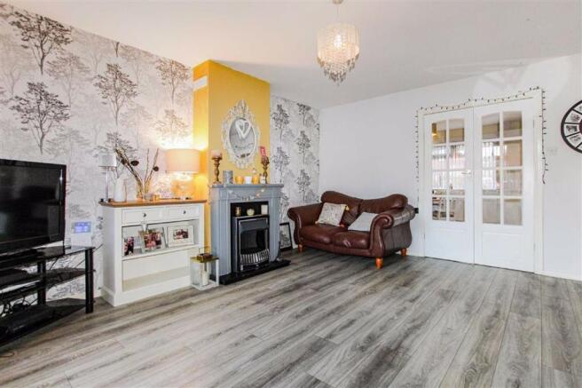 Living Room: