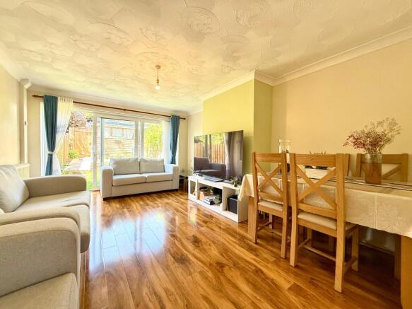 Open Plan Living / Dining