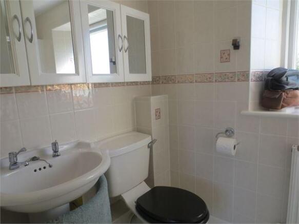Ensuite shower room