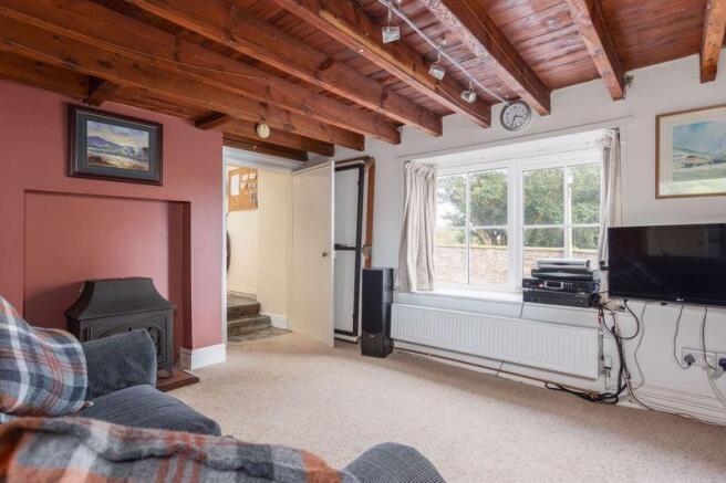 5 bed Detached for sale Image 10