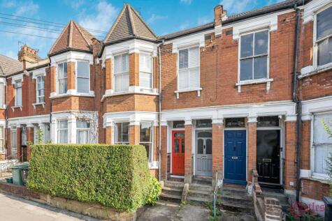 Lyndhurst Road, N22