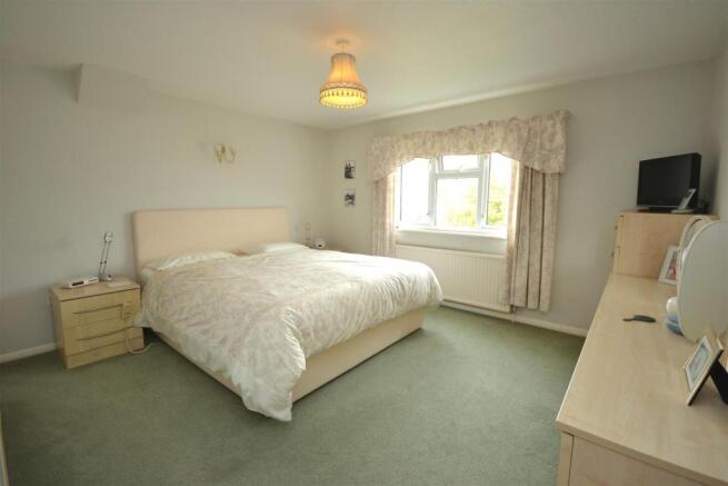 Master Bedroomed.jpg