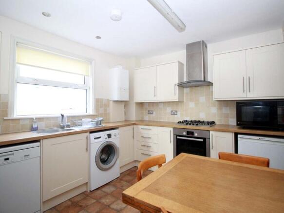 kitchen (2)