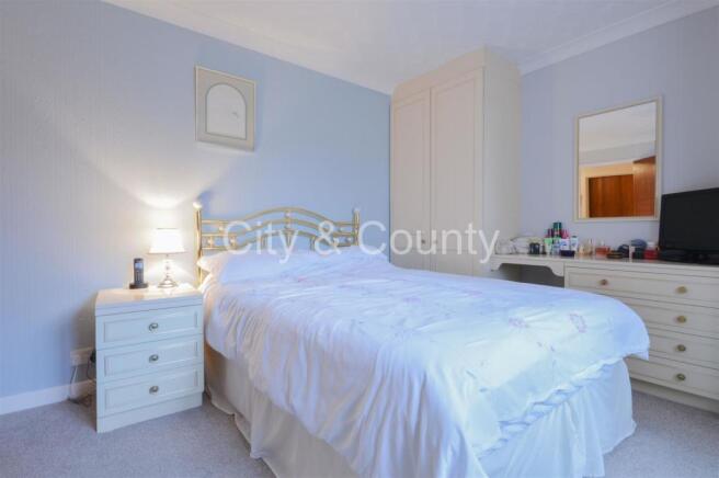 master bedroom.jpg