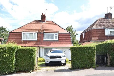 Broadlea Avenue, Bramley, Leeds