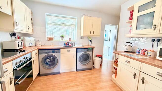 2 bed Cottage for sale Image 5