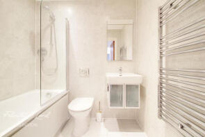 60, 170 Kings Quarter Apartments, Copenhagen Street, London N1 0GL