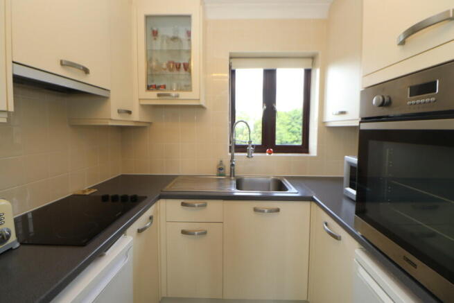 Photo 7