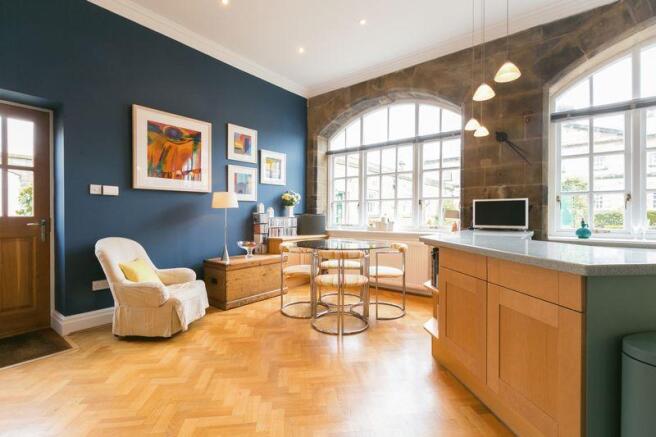 Dining kitchen