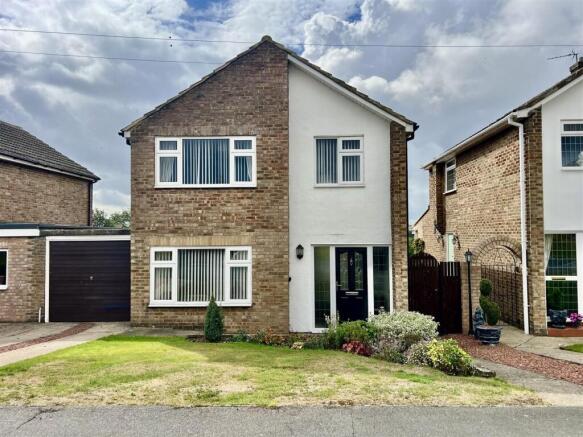 3-bed detached on Balmer Hill, Gainford, £235,000