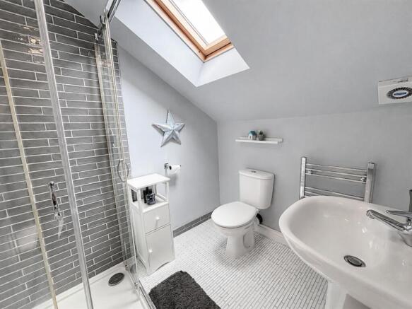3 bed End of Terrace for sale Image 5