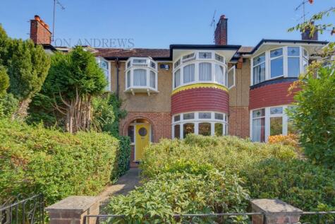 Moorfield Avenue, Ealing, W5