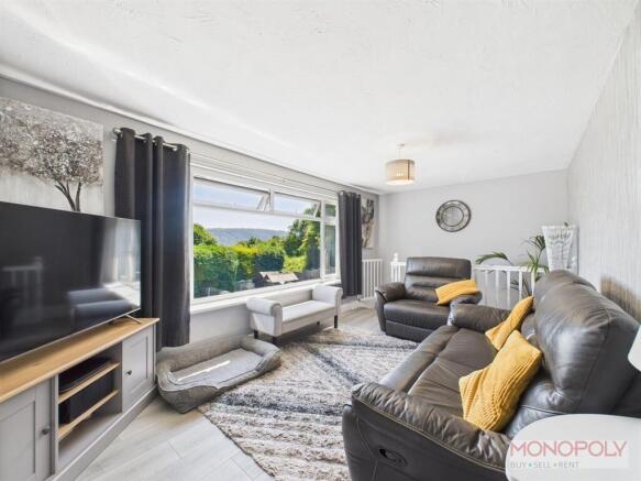 Bethania Road, Acrefair, LL14 photo 3
