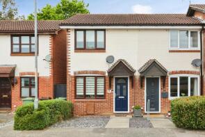 15, St Andrews Close, Paddock Wood, Tonbridge TN12 6JF