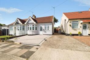 22, Victor Gardens, Hornchurch RM12 4JB
