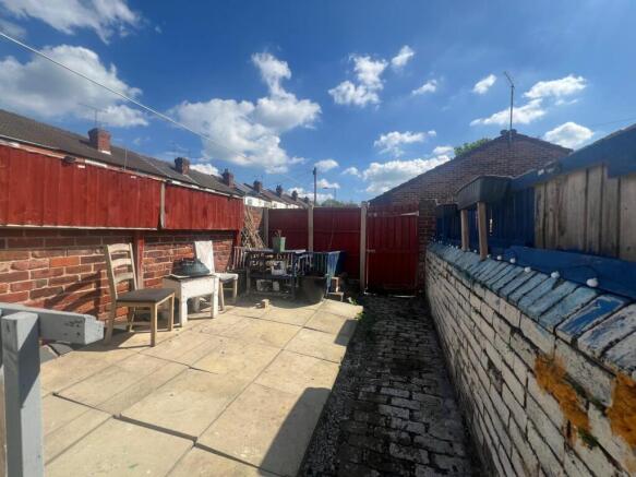 2 bed Terraced for sale Image 11