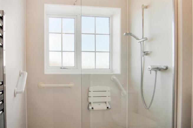 HOUSE BATHROOM
