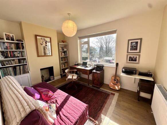 Bedroom 4 / Study