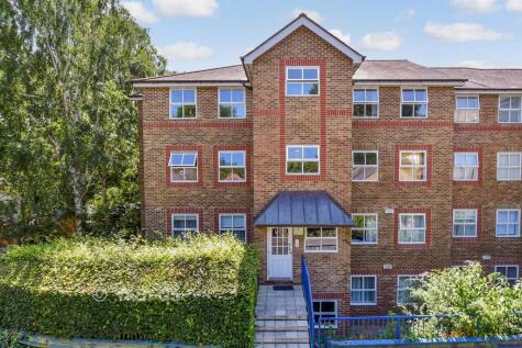 River Bank Close, Maidstone, Kent