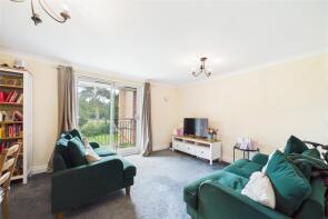 24, Hedingham Mews, Maidenhead SL6 6ET