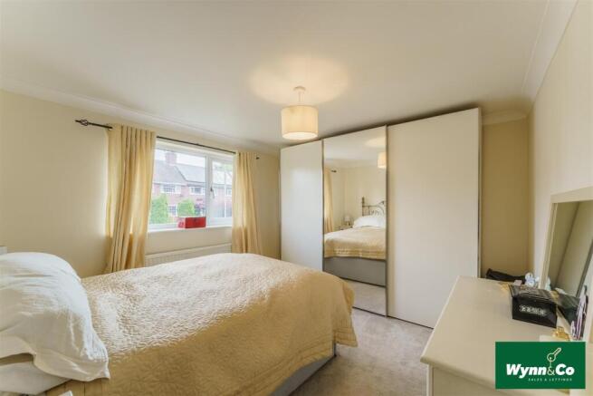 3 bed Semi-Detached for sale Image 11