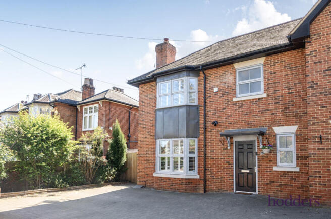 cb0c209e-68d3-457...