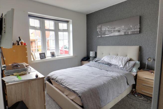 Bedroom 1 (Double)