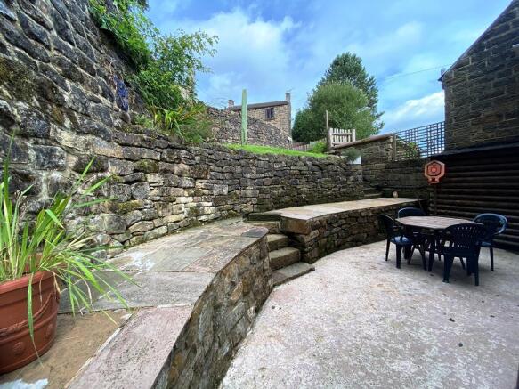 PATIO.JPG