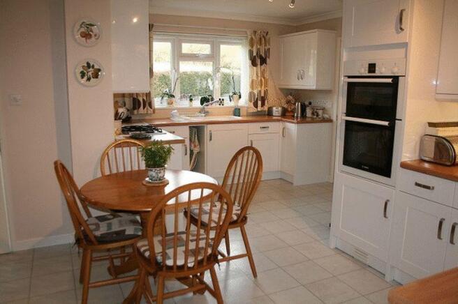 Kitchen/Breakfast