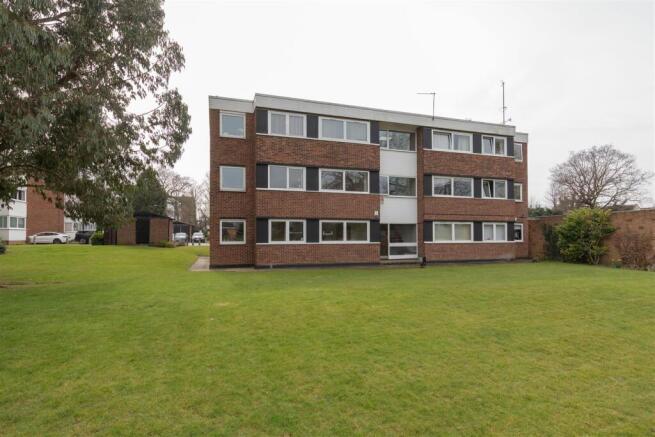 Selworthy Close E11