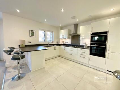 Stanley Road, Highcliffe, Christchurch, Dorset, BH23
