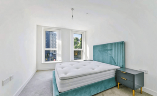 3 bed flat to rent Cotton Street, London E14 0WH
