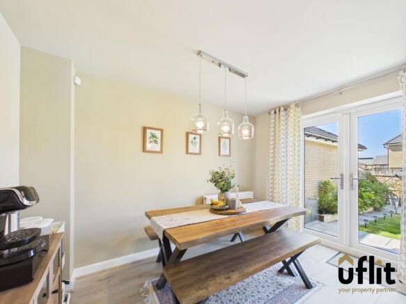 4 bed Detached for sale Image 10