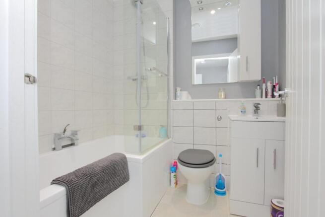 6 eastgate house ph4