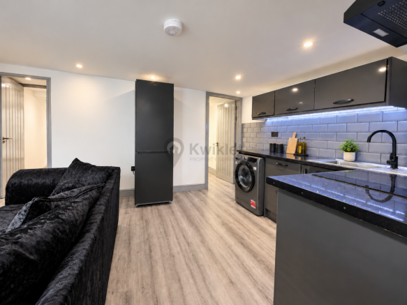 eZy Watermark_18-09-2026_03-37-36-9990pm