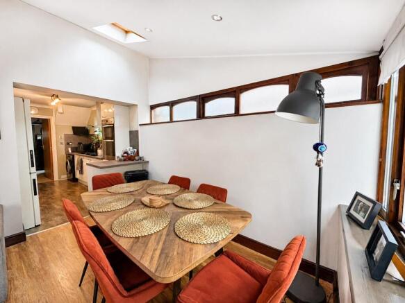 Conservatory / Dining