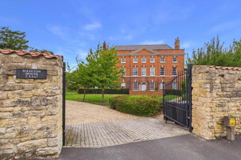 Flat 3, Hainton House, Church Road, Branston, Lincoln, LN4 1LZ