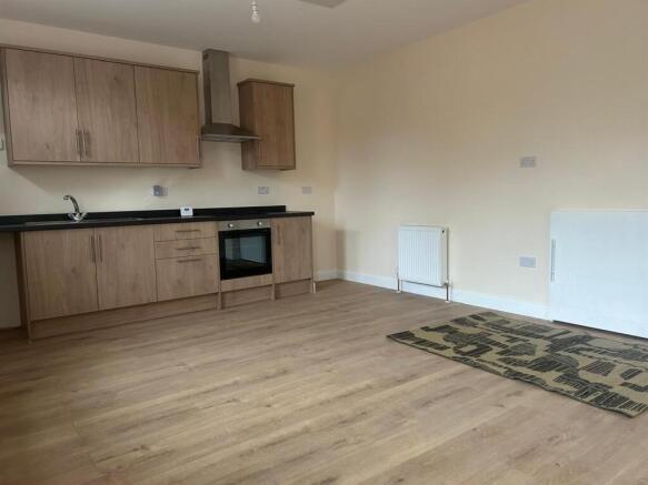 1 bed Terraced to rent Image 3