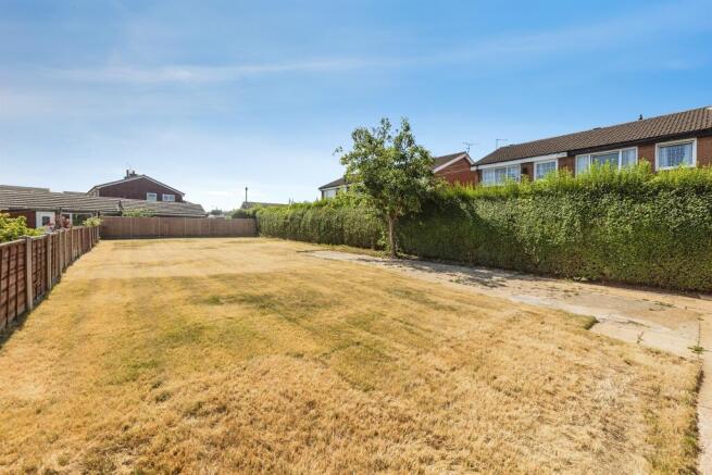 3 bed Detached Bungalow for sale Image 4