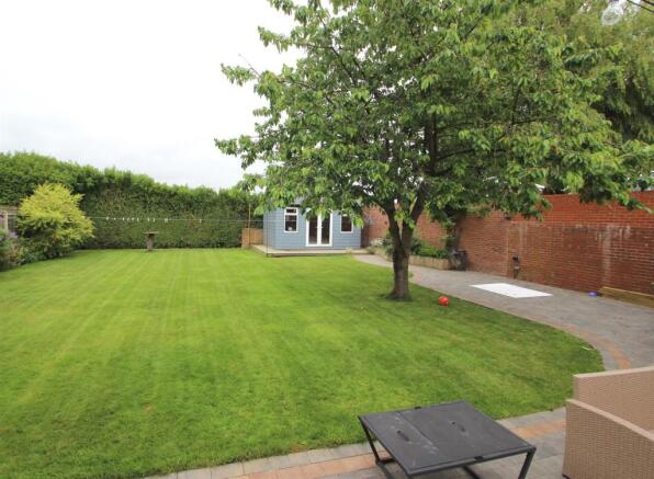 Rear Garden 2 alt.jpg