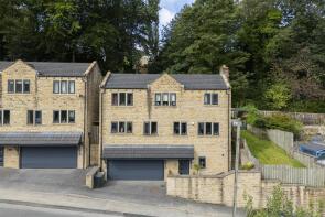2, Old Turnpike, Honley, Holmfirth HD9 6PD