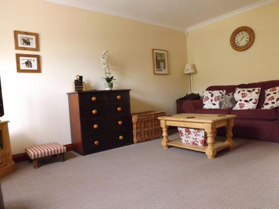 Lounge 2