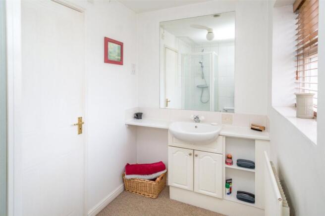 Master Ensuite