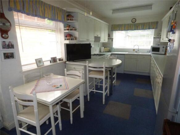 Kitchen/Breakfast