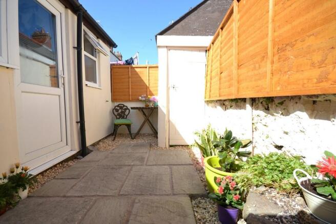 Rear garden pic 2