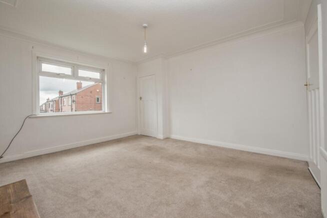 2 bed Terraced for sale Image 5