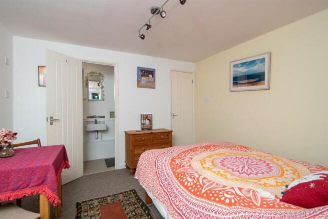 BEDROOM (FOUR)