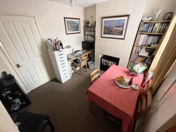 Photo 6