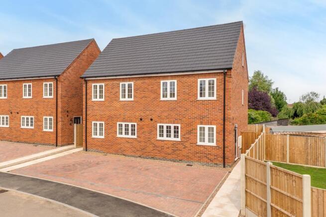Plot 6, Stanton Close, Desborough (1 of 6).jpg